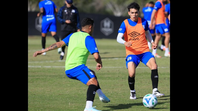 Bolillo Gómez’s Debut with La Selecta: A New Era Begins
