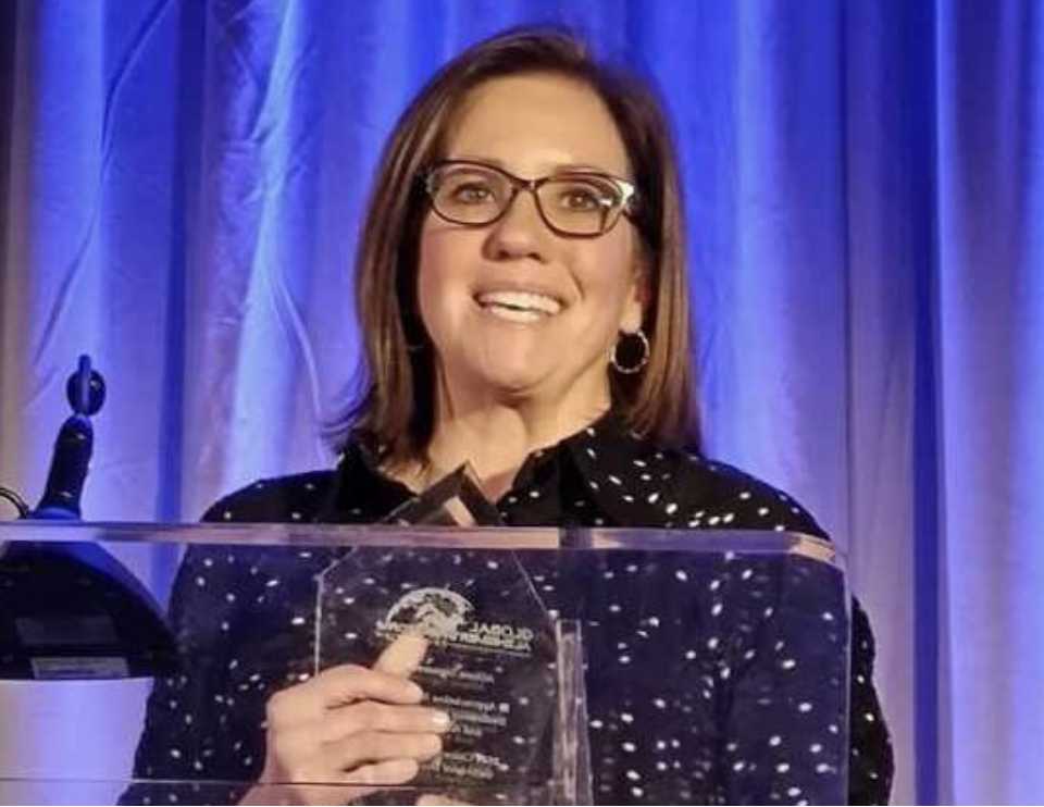 Arlington Woman’s Fight Against Early-Onset Parkinson’s Earns National Award