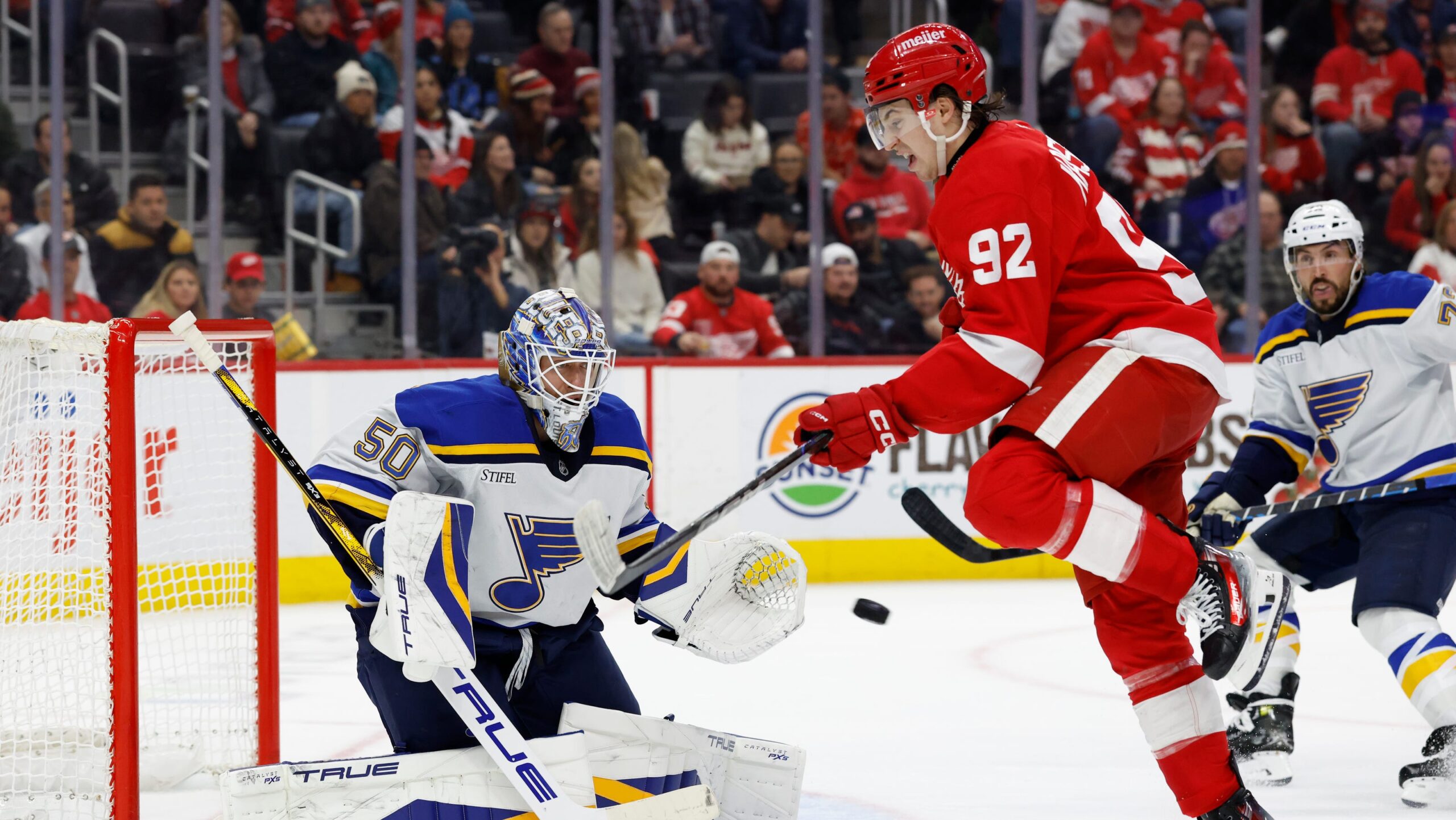 Red Wings vs. Blues: Detroit’s Playoff Hopes Face St. Louis Challenge – FYM News