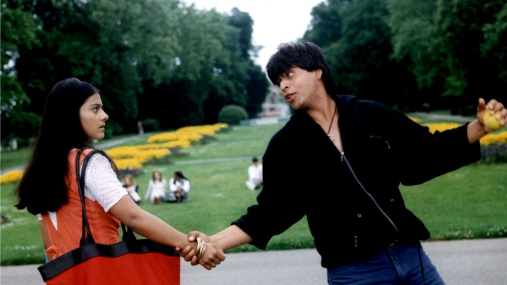 Shah Rukh Khan & Kajol: ‘DDLJ’ Statue Coming to Leicester Square