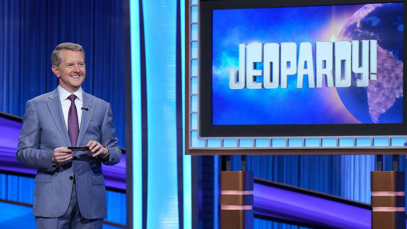 Wheel of Fortune, Jeopardy!: CBS Loses Distribution Rights