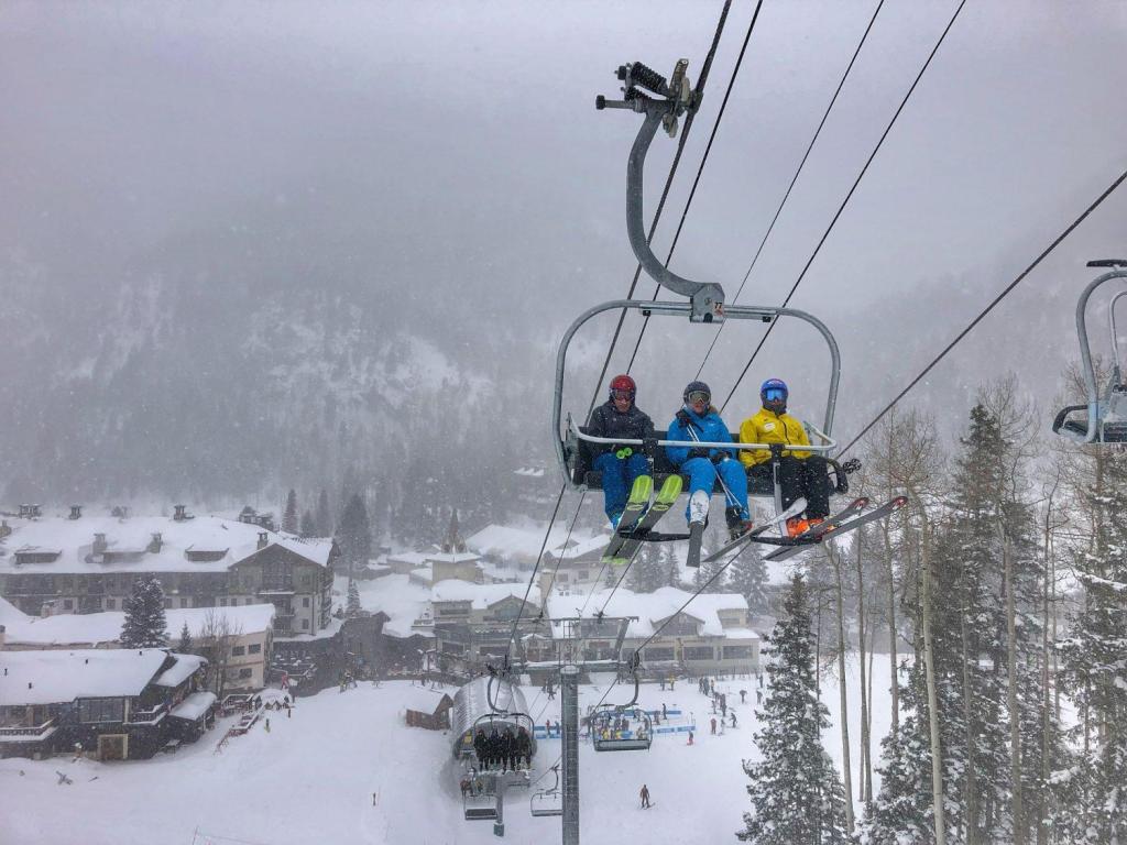 Colorado Ski Coach Charged with Sexually Assaulting Preteen Skier | FYM News