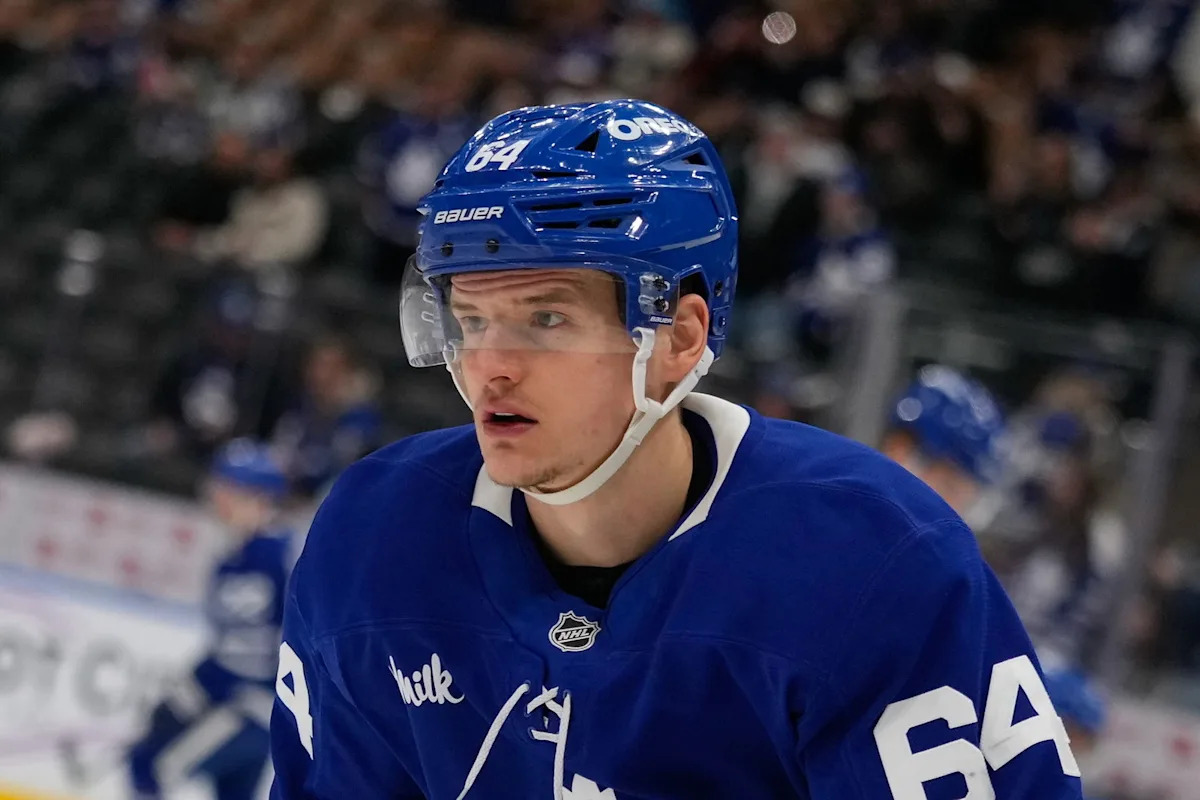 Maple Leafs’ Coaching Decision: Game 5 Lineup Against Panthers?