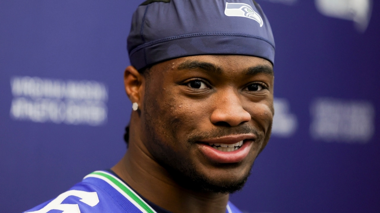 Seahawks GM Draws Brett Favre Comparison to Jalen Milroe