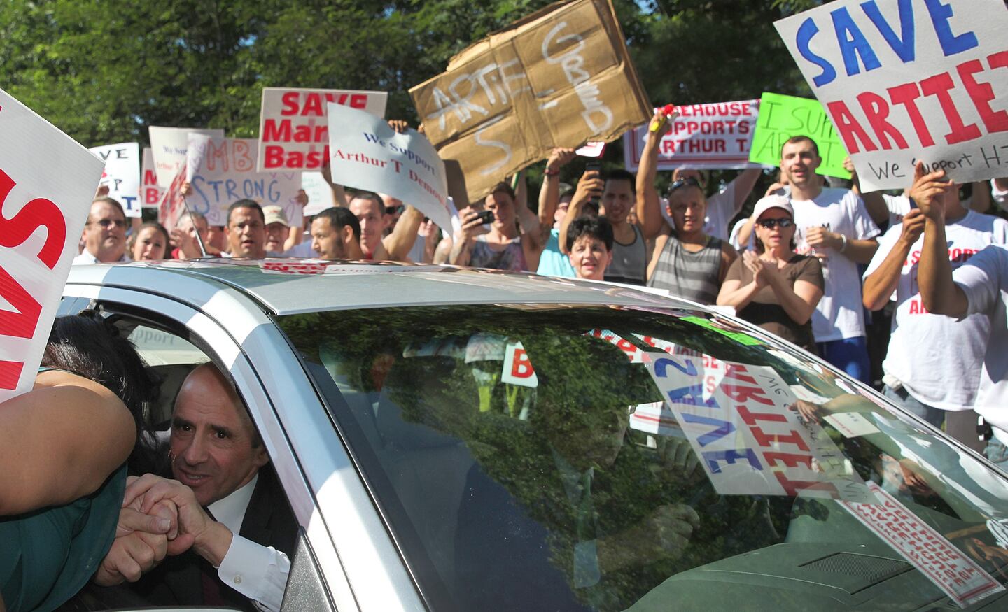 Market Basket Board Puts CEO Arthur T. Demoulas on Paid Leave
