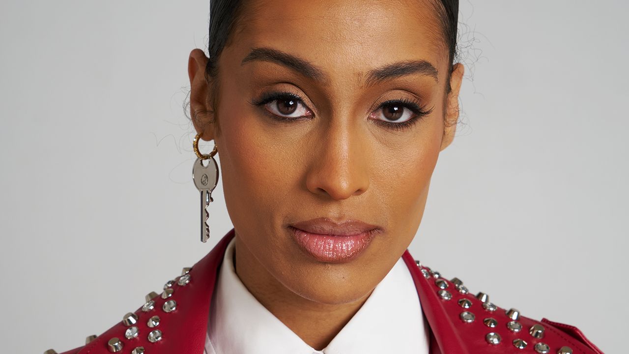 Skylar Diggins: Life as a WNBA Mom, “Gremlin” Reputation | FYM News