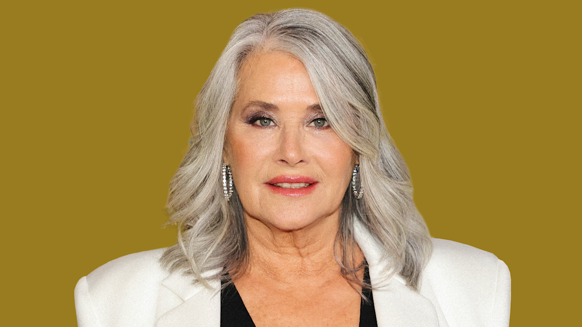 Lorraine Bracco Embraces Gray Hair at 70: ‘A Lot of Hours Back’ | FYM News