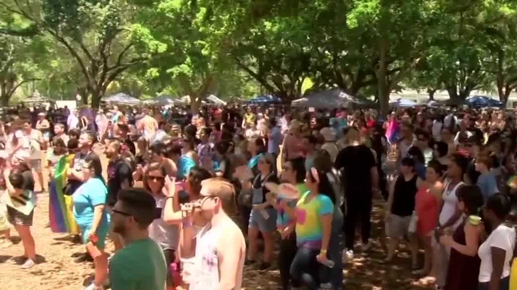 Judge Denies Naples’ Emergency Motion to Prevent Outdoor Drag Show at Pridefest – FYM News
