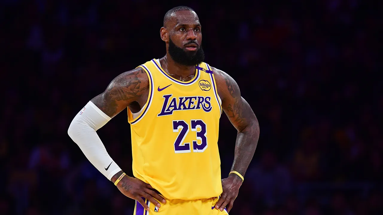 David Falk Snubs LeBron James in NBA All-Time Rankings