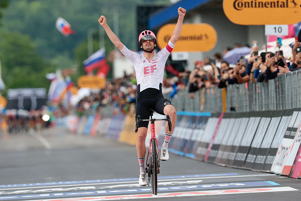 Giro d’Italia 2025 Stage 14: Asgreen Wins, GC Shaken by Crash