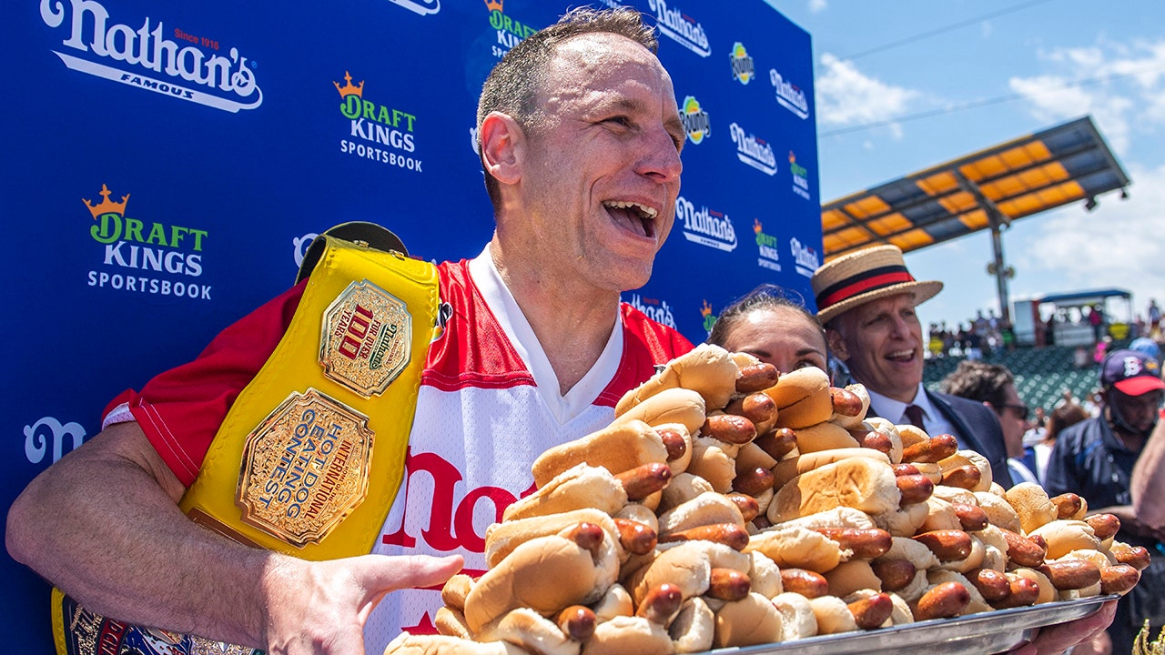 Joey Chestnut to Compete in 2025 Nathan’s Hot Dog Eating Contest | FYM News