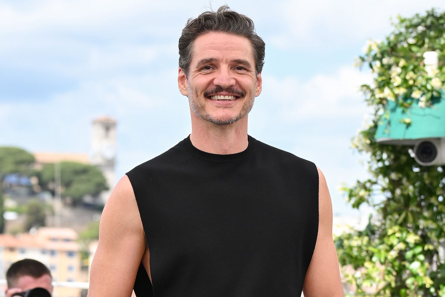 Pedro Pascal Lookalike Contest: NYC Dad Wins Free Burritos