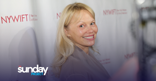 Pamela Anderson Challenges Beauty Norms: “I’ve Always Been a Rebel”