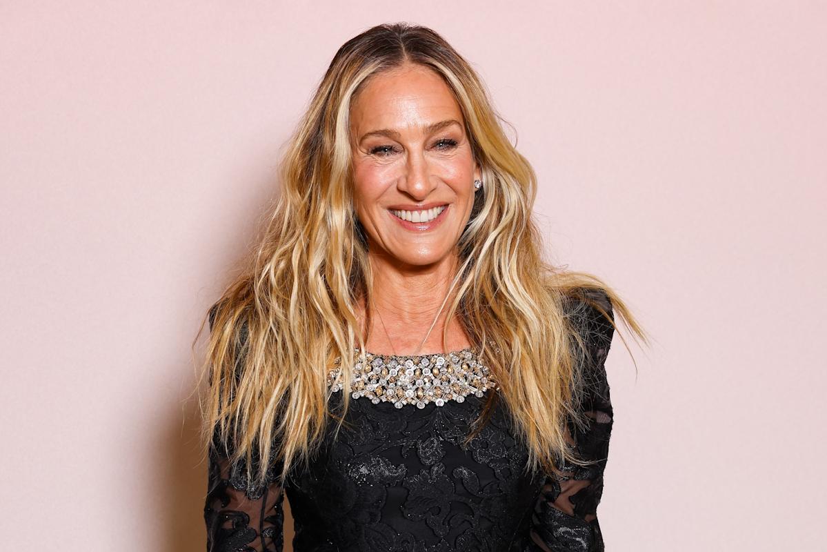 Sarah Jessica Parker Reacts to ‘And Just Like That’ Character Che Criticism – FYM News
