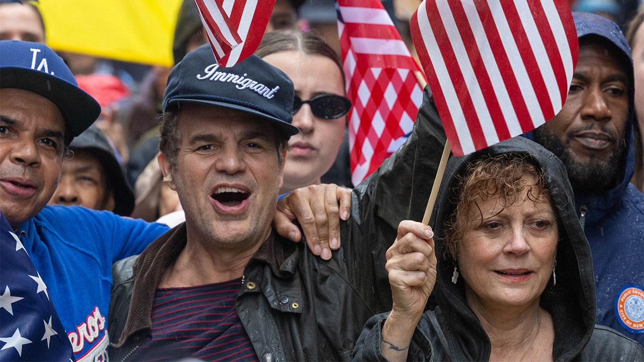 Mark Ruffalo Blames “White People” and Billionaires for US Problems