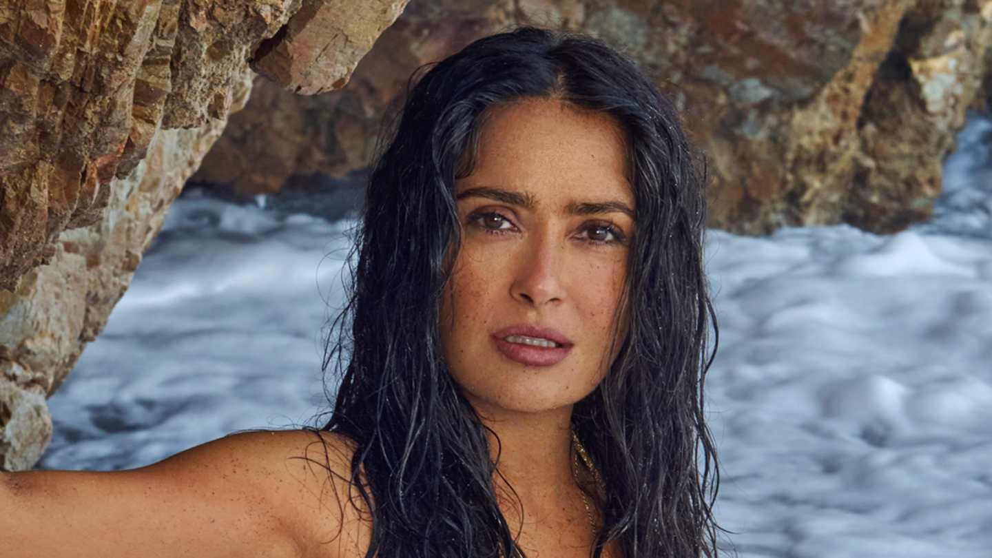 Salma Hayek’s Custom Orange Bikini: Made for Her Curves | FYM News