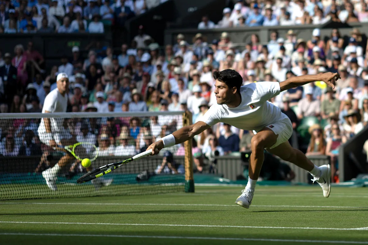 Sabalenka Stays Calm at Wimbledon: A Deep Dive into Her Performance and Strategy