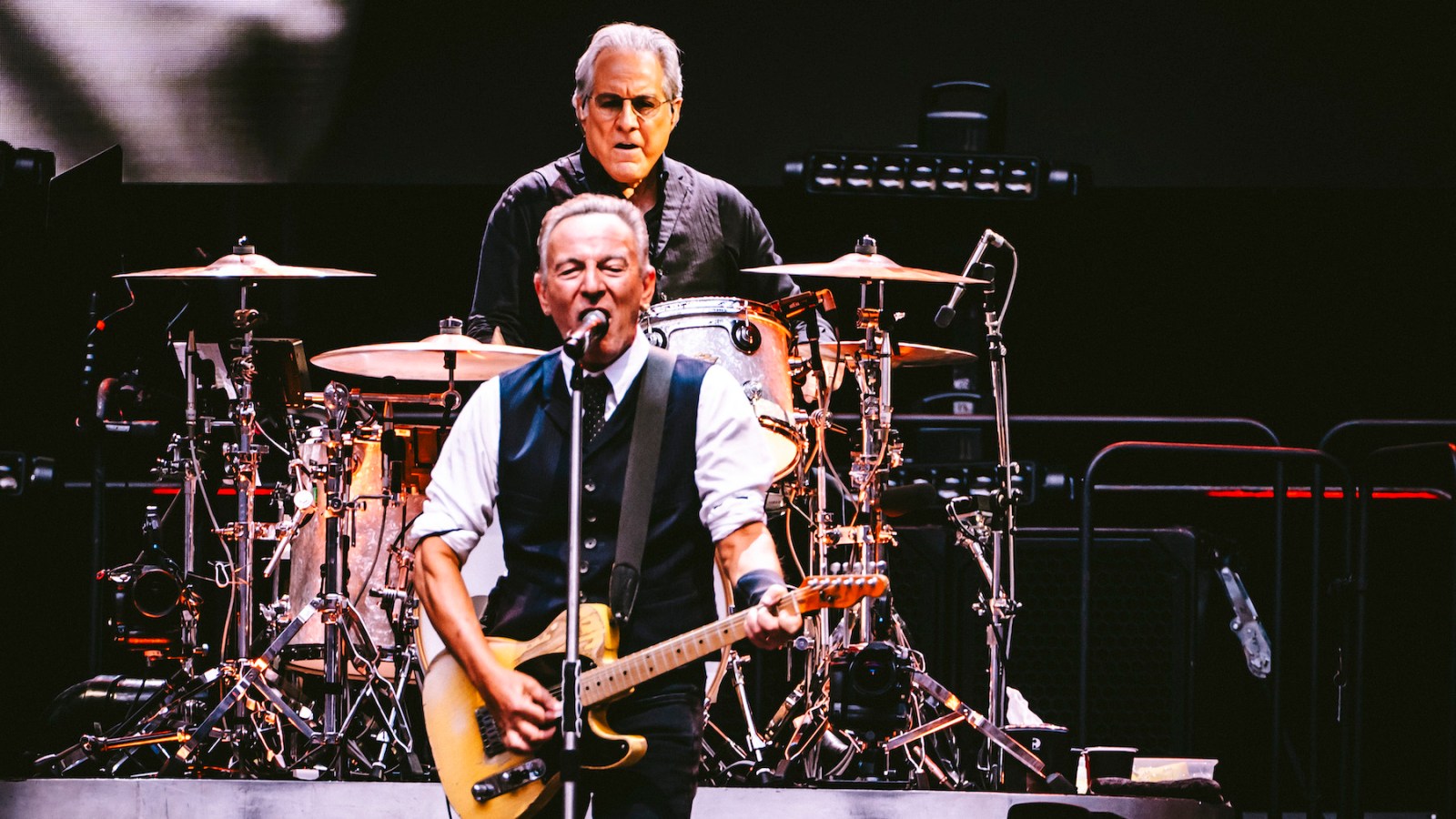 Bruce Springsteen Ends World Tour With ‘Rockin’ All Over The World’
