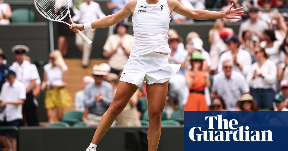Iga Swiatek Reaches Wimbledon Semi-Finals for First Time | FYM News