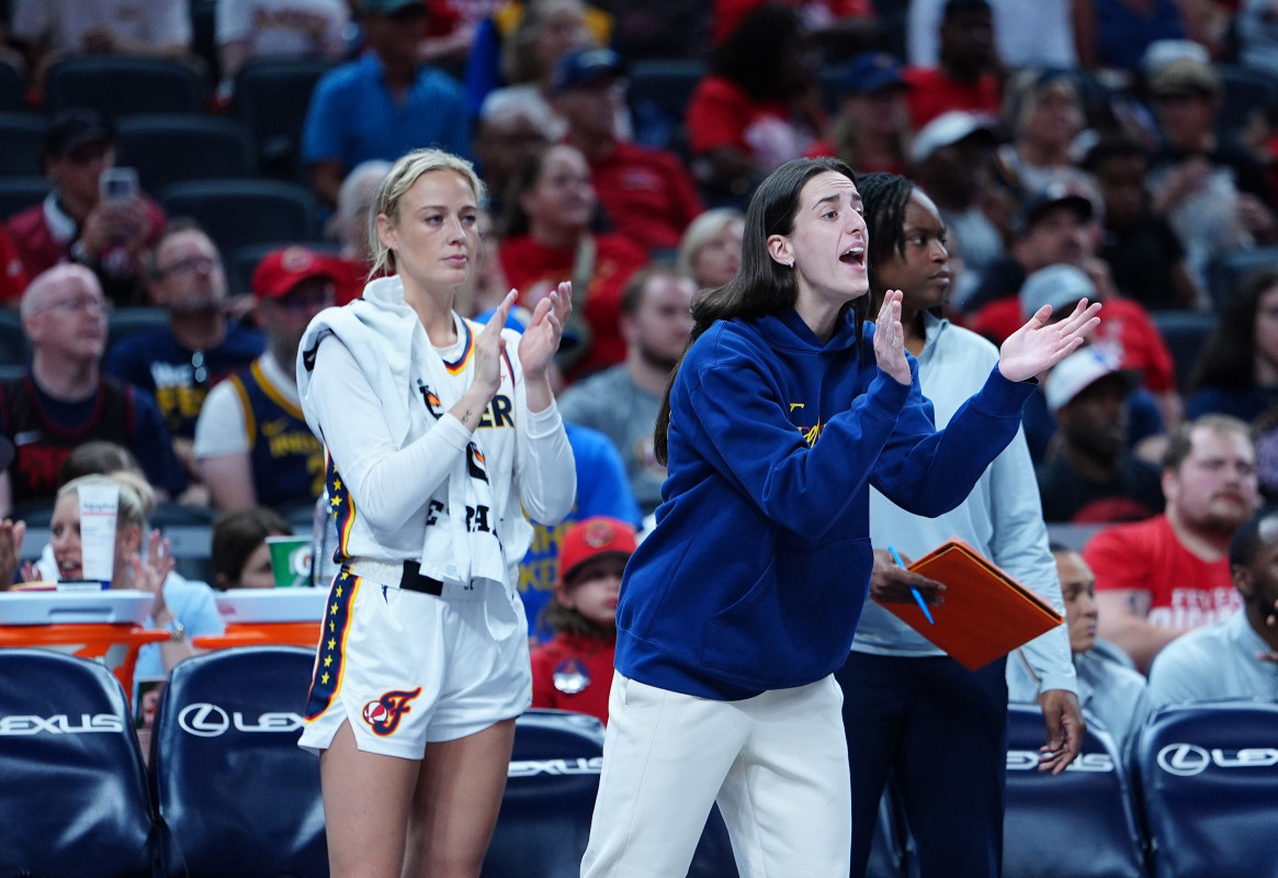 Kelsey Plum’s Viral Moment: More Than Just ‘Snitching’ on Caitlin Clark | FYM News