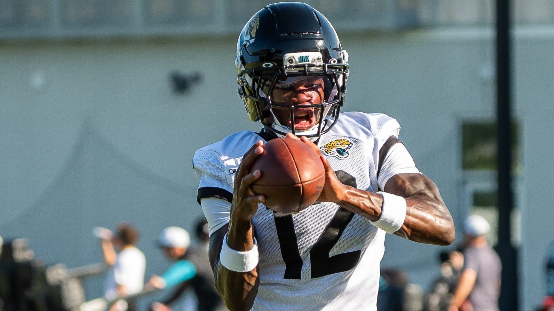 Madden 26 Rookie Ratings: Travis Hunter, Ashton Jeanty Top List