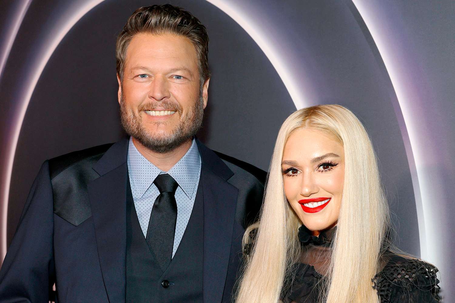 Gwen Stefani & Blake Shelton Celebrate 4th Anniversary
