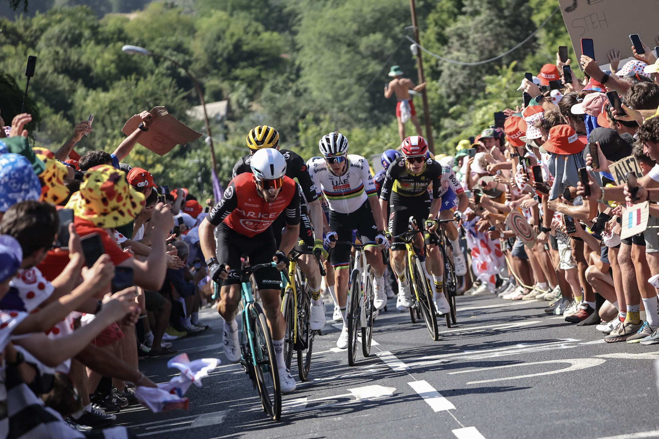 Tour de France Stage 12 LIVE: Hautacam Summit Finish Ignites GC Drama – FYM News