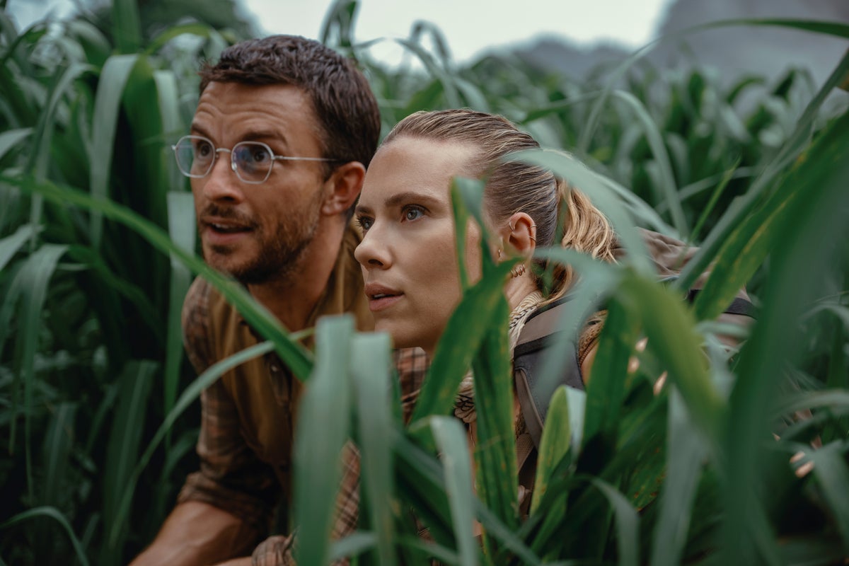 Scarlett Johansson Tops Highest-Grossing Lead Actor List After “Jurassic World Rebirth”