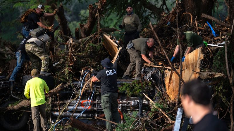 Local Officials Face Questions Over Texas Flood Response | FYM News
