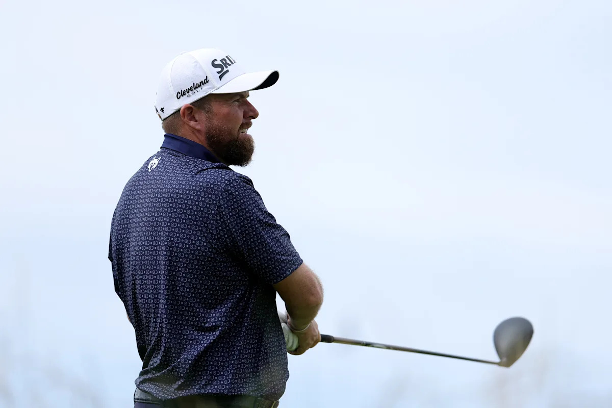 Shane Lowry Penalized at British Open: Rules Conundrum