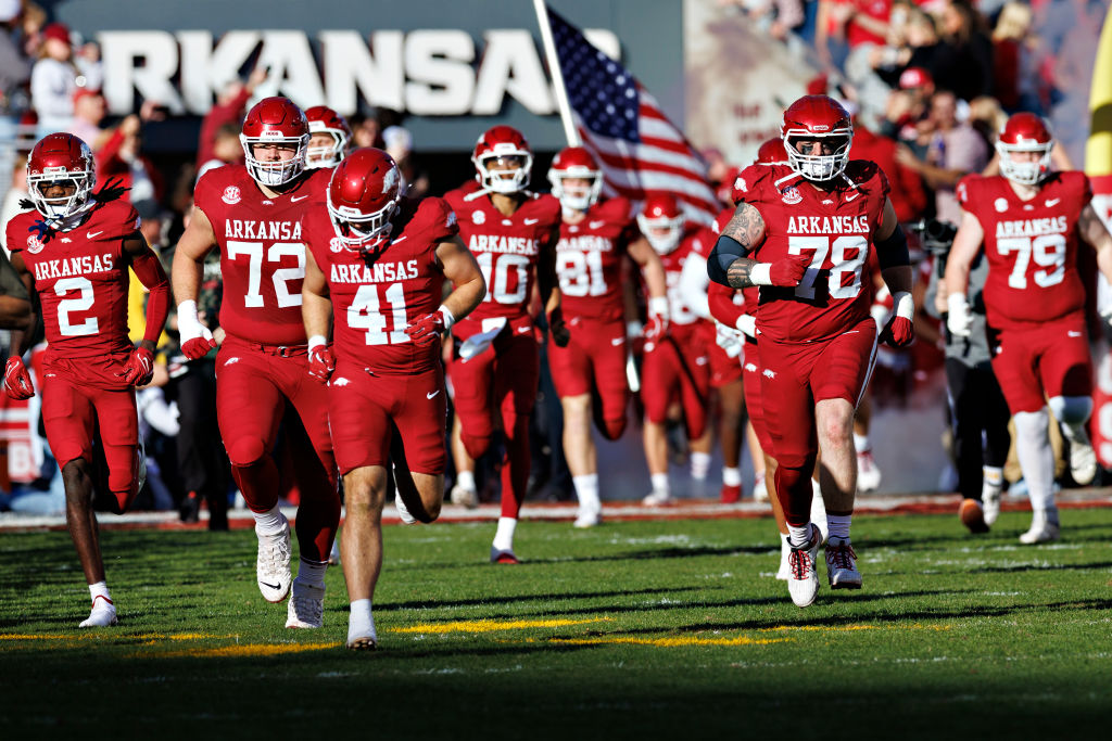 Arkansas Football: 30-Year-Old Monte Harrison Joins Razorbacks