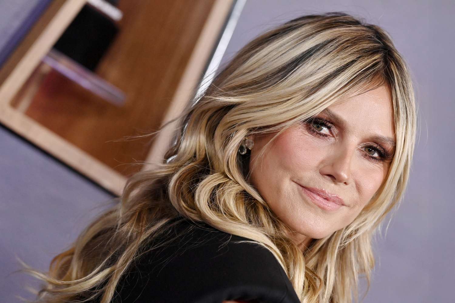 Heidi Klum Debuts ’70s Bangs: The Next Big Hair Trend | FYM News