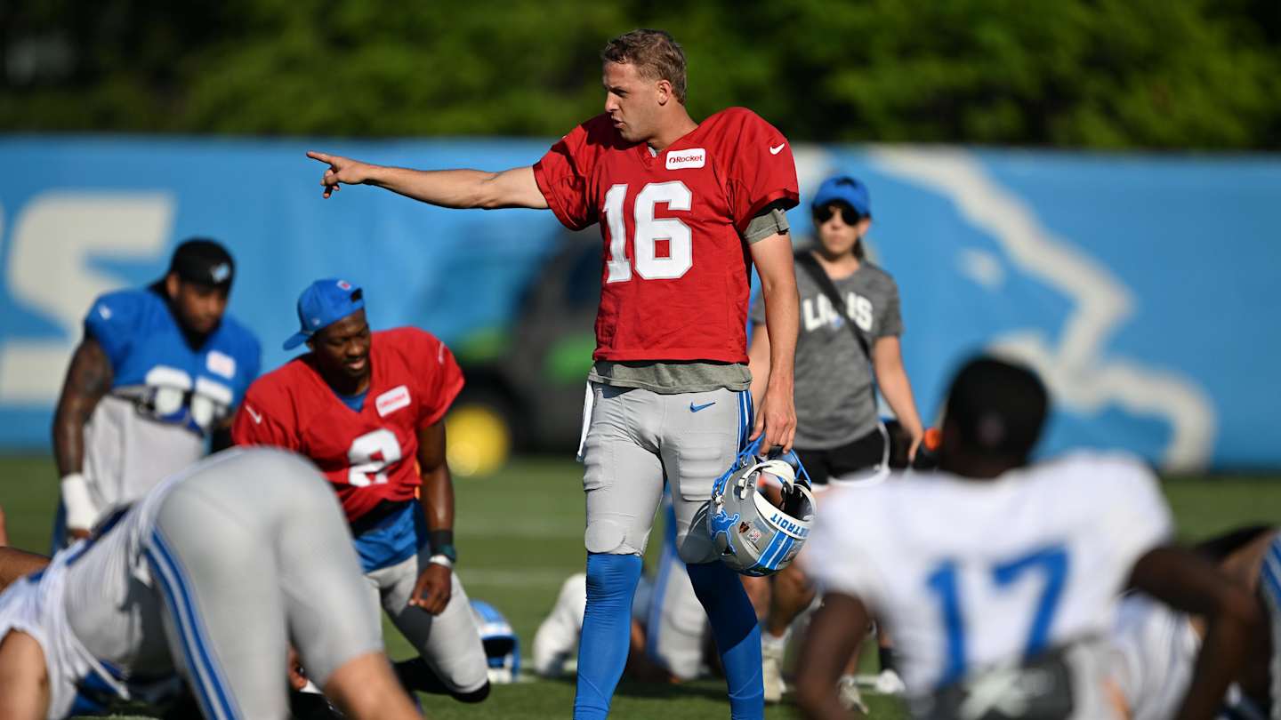 Jared Goff Praises Lions’ Defense: A Glimpse into the 2025 Season