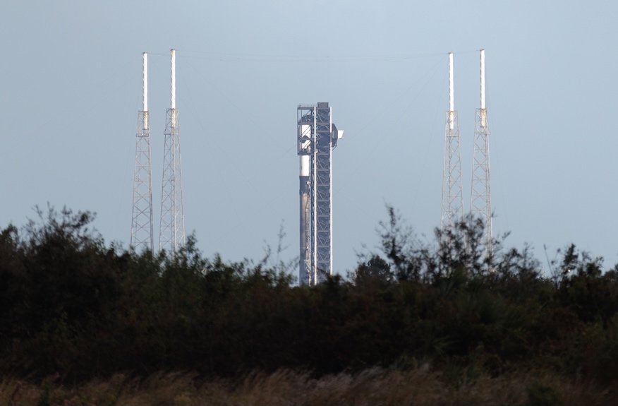 SpaceX Launch Today: Falcon 9 to Send 1900th Starlink to Orbit