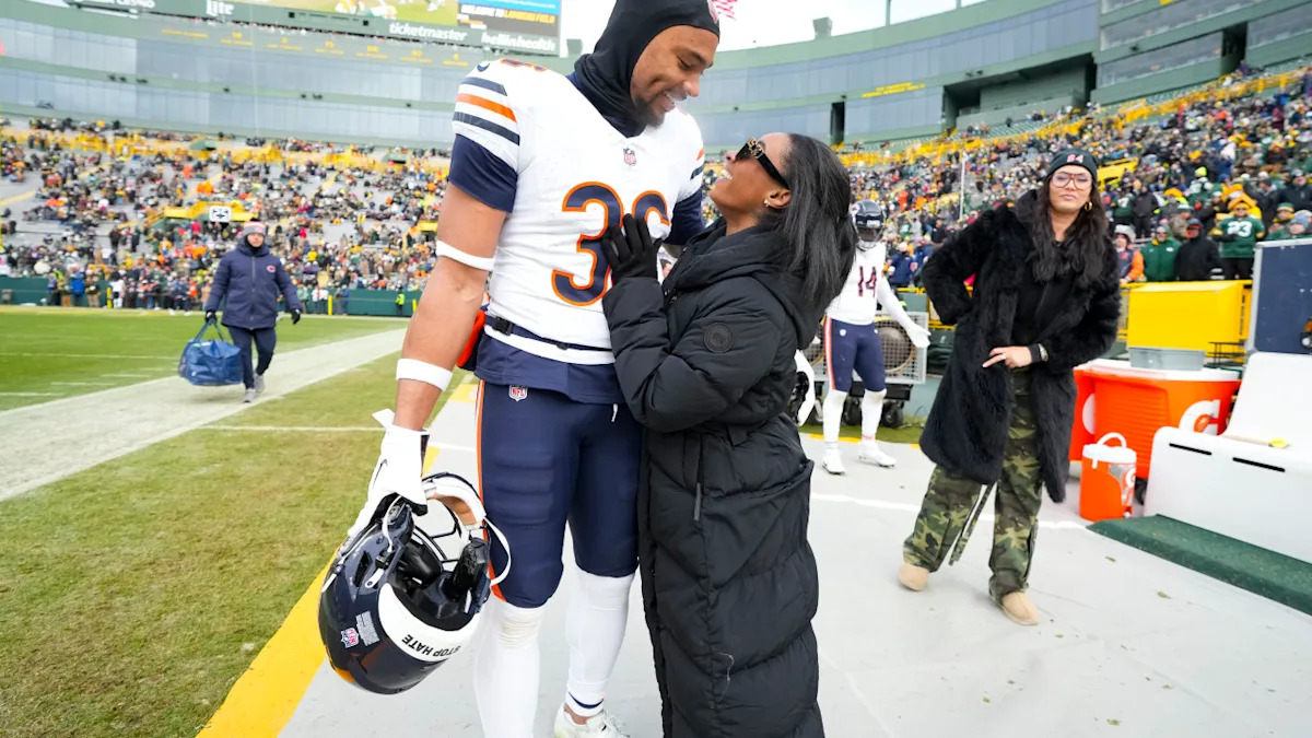 Simone Biles and Her NFL Husband Look ‘So Cute’ in New Photos | FYM News