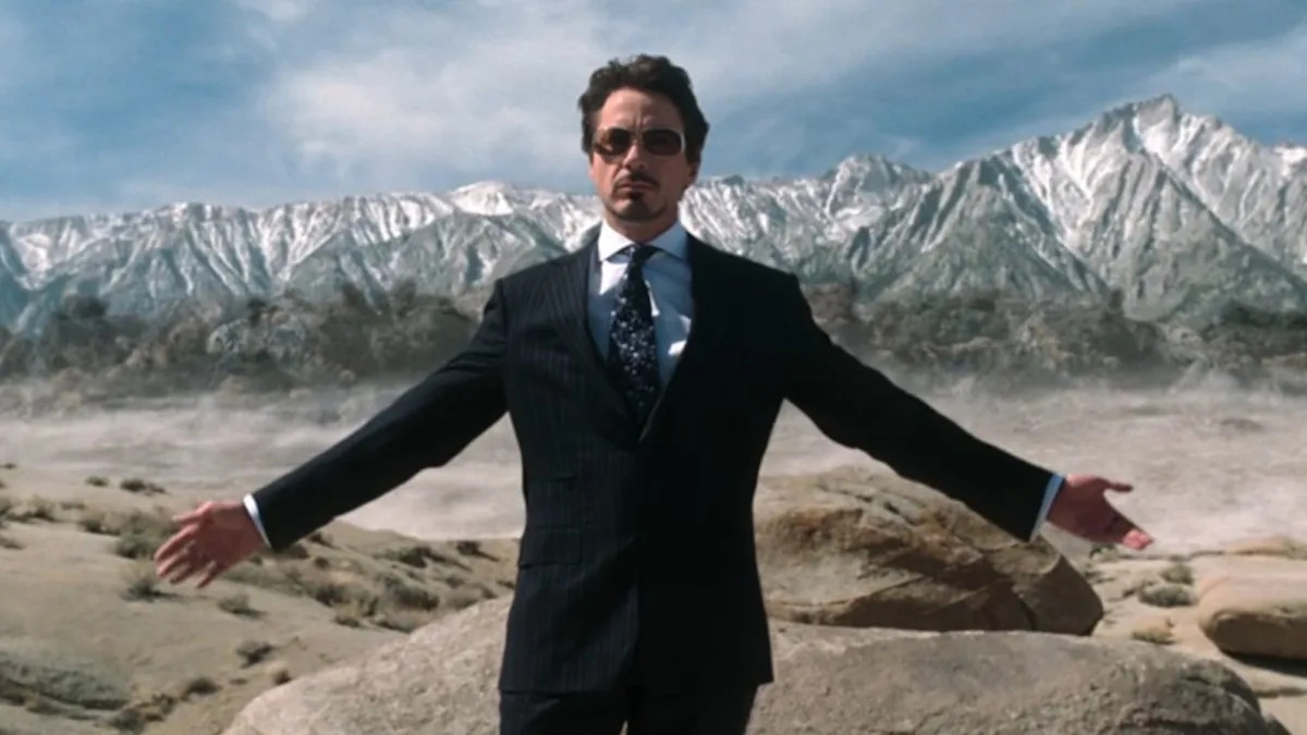 Robert Downey Jr.’s Sunglasses in Iron Man: The Real Reason Why