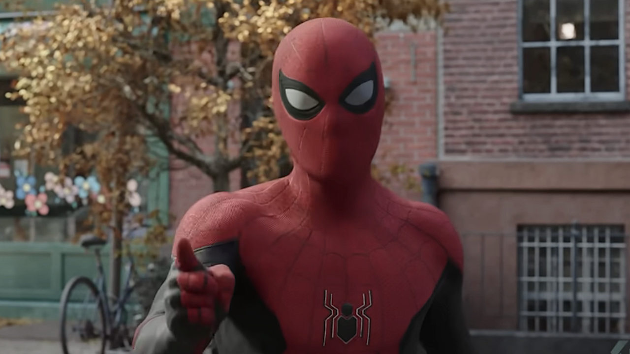 Internet Claims Tom Holland’s Bulge Was Edited in Infinity War