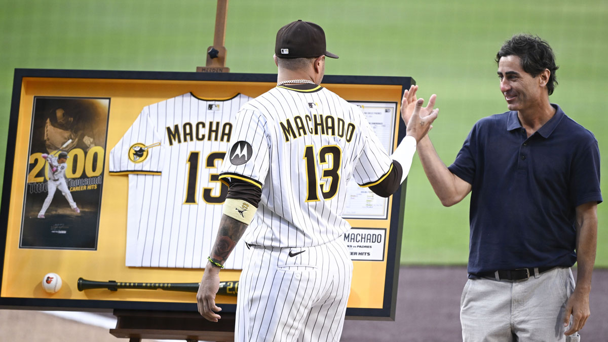 Padres’ Mike Shildt Confesses About Manny Machado’s Hidden Ball Trick | FYM News