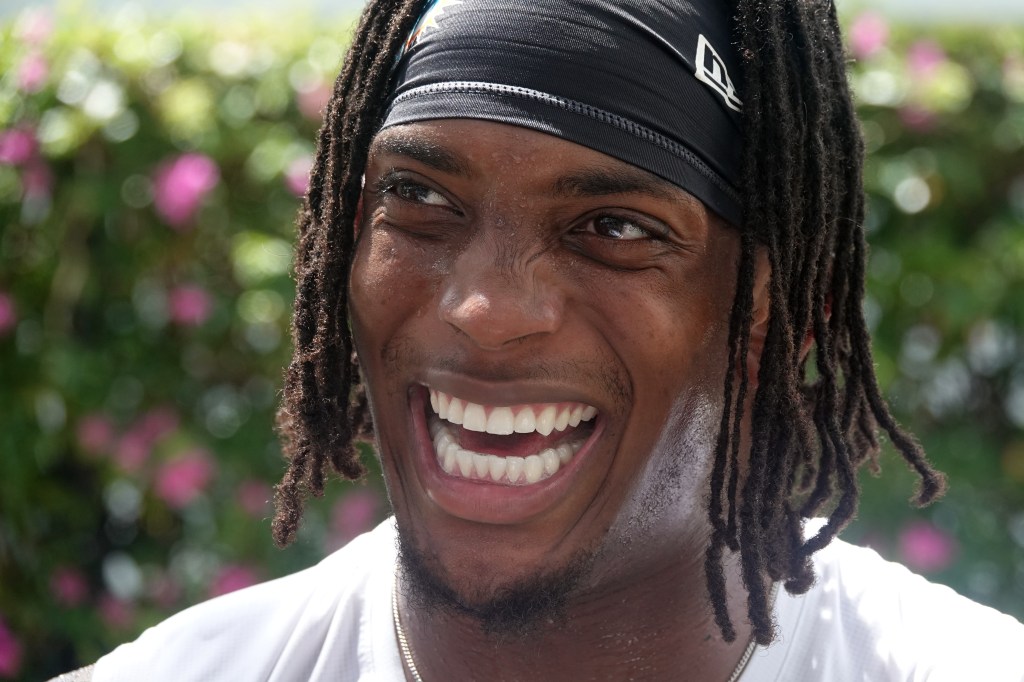 Ollie Gordon: Can the Rookie RB Solve Dolphins’ Short-Yardage Woes?