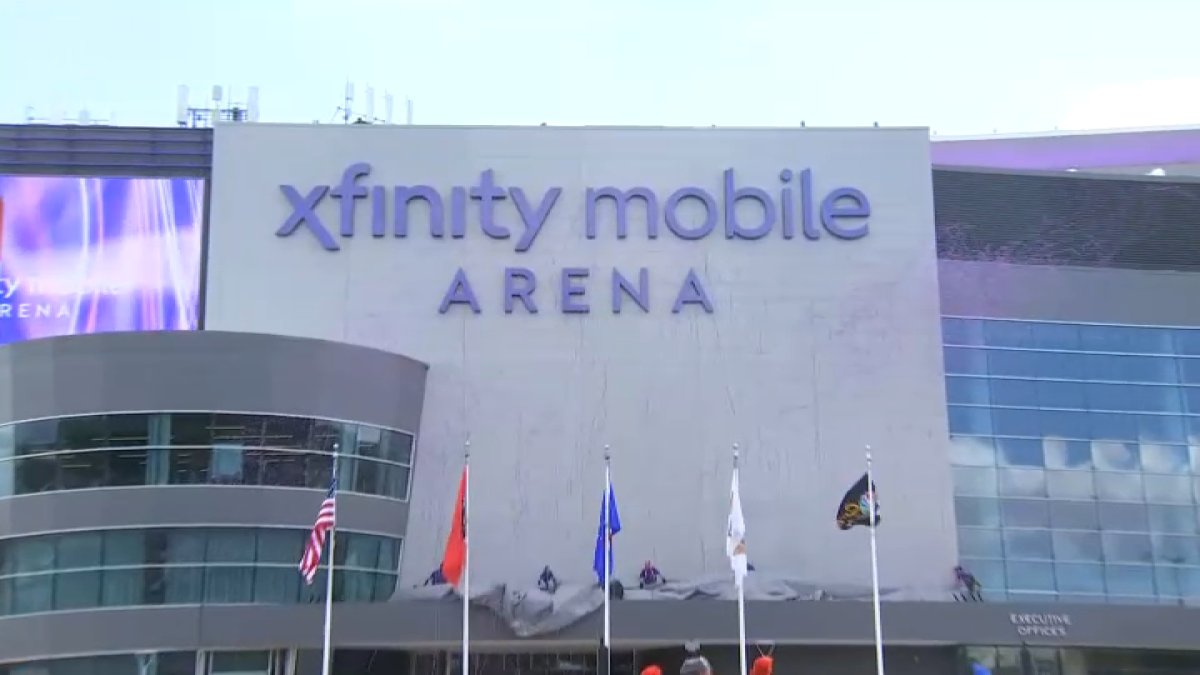 Xfinity Mobile Arena: New Sign Unveiled in South Philly