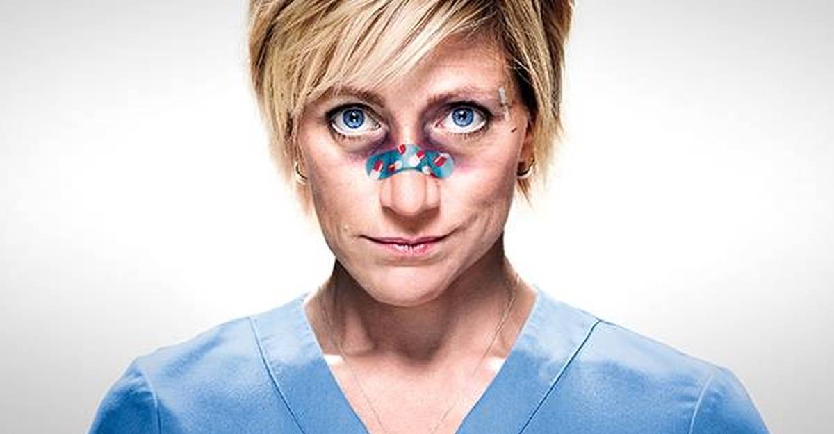 ‘Nurse Jackie’ Returns: Edie Falco’s Comeback Without Her License!