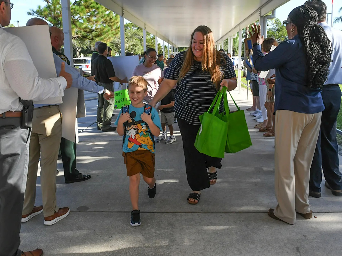 Is There School Today in Florida for Labor Day? Next Holiday for Students | FYM News