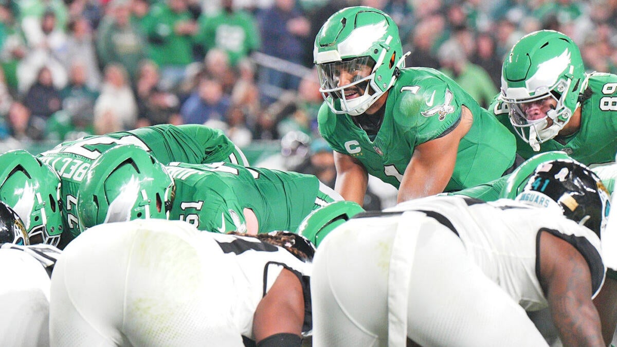 Eagles’ Tush Push Survives, But Changes Loom: NFL’s Controversial Play Under Scrutiny