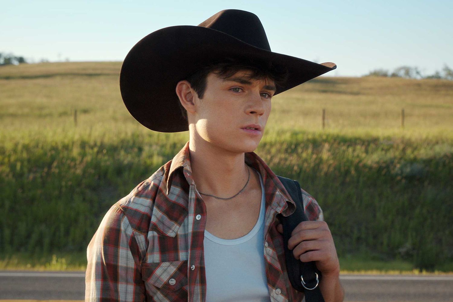 My Life with the Walter Boys: Ashby Gentry Talks Alex’s Season 2 ‘Glow-Up’ (Exclusive) – FYM News