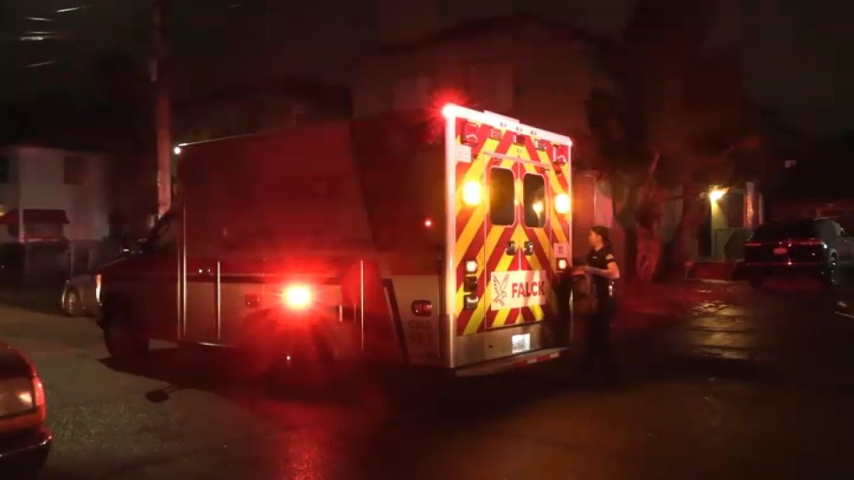 Oakland Stabbing and Shooting: 3 Hospitalized | FYM News