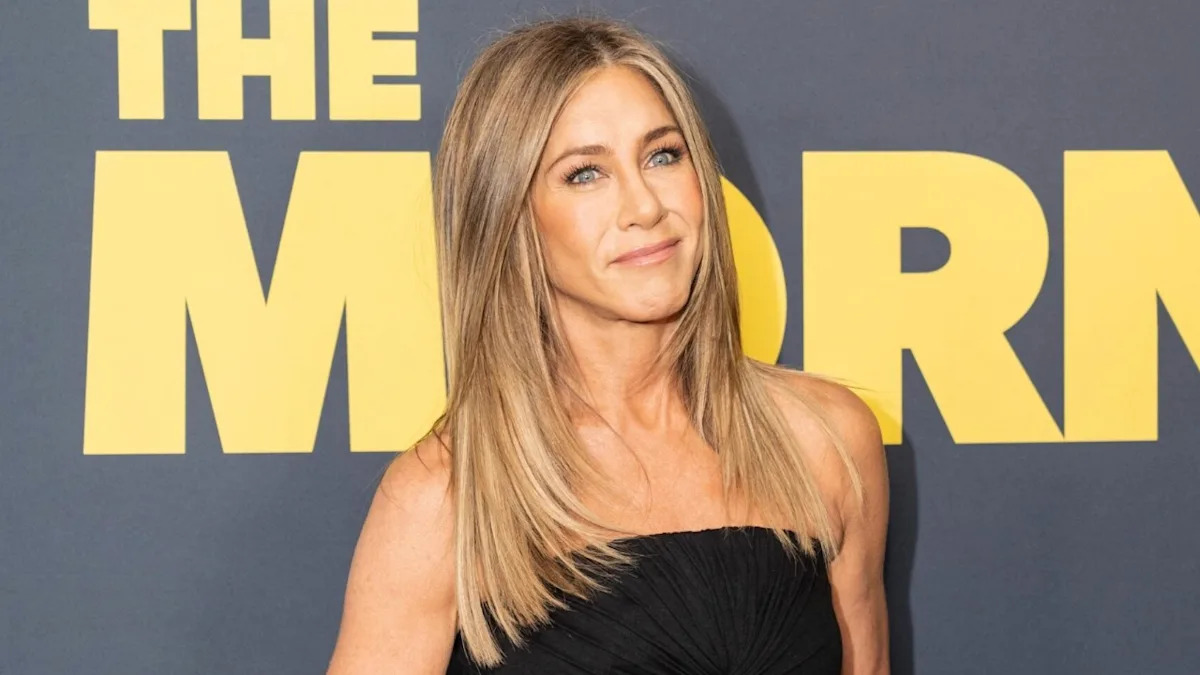 Fans Divided Over Jennifer Aniston’s Adoption Comments: ‘I Want My Own DNA’