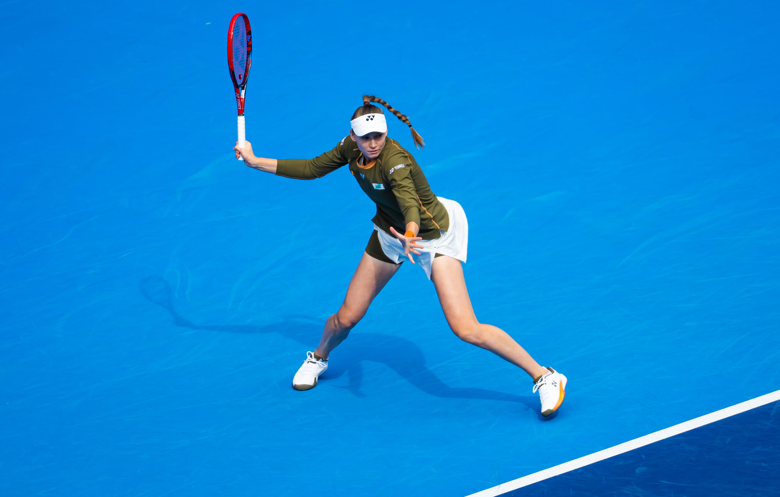 Rybakina Clinches WTA Finals Spot, Reaches Tokyo Semis | FYM News