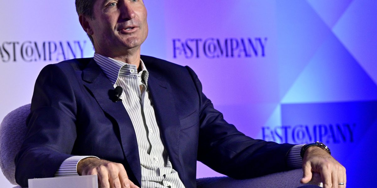 Starbucks CEO Reveals ‘Secret AI Barista’ – The Future of Coffee?