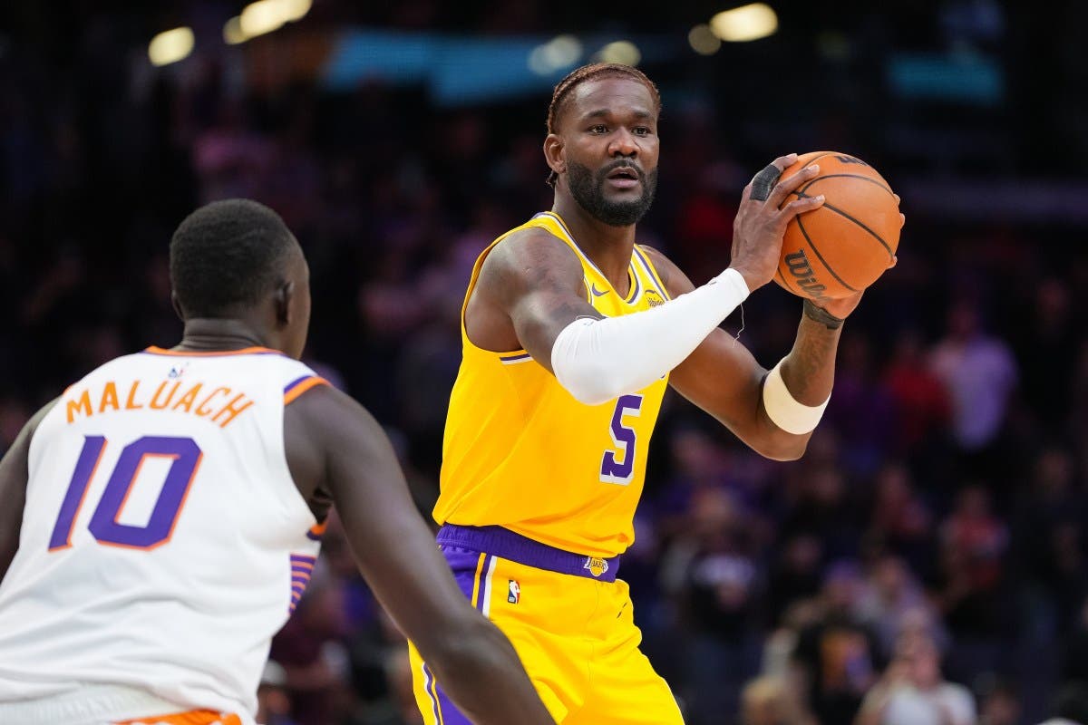 Shaquille O’Neal’s Blunt Message to Deandre Ayton on Joining the Lakers | FYM News