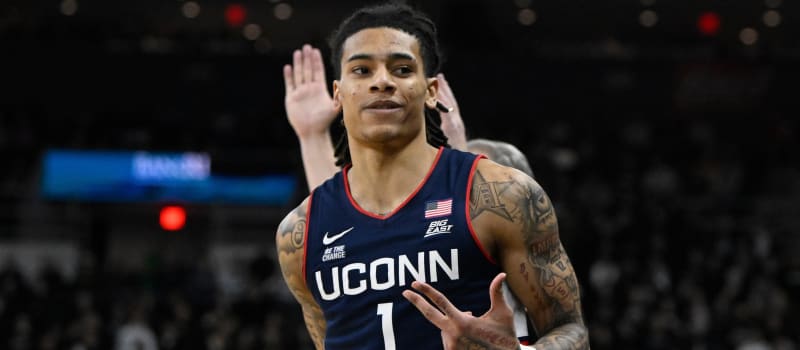 College Basketball Futures Betting Picks for 2025-26